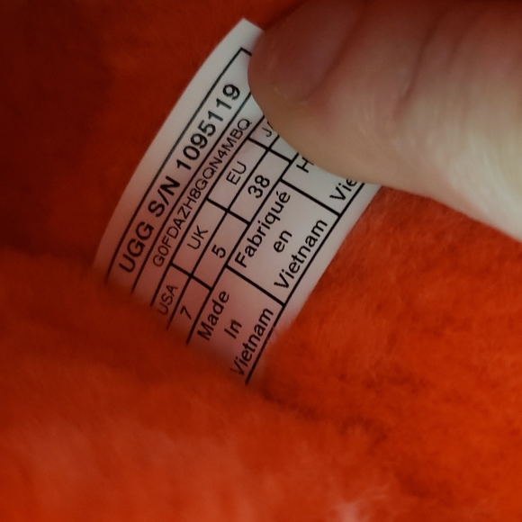 NWT-SUPER CUTE UGG FLUFF YEAH CORAL OPEN TOE SLING BACK SLIPPERS - Picture 5 of 6